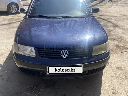 Volkswagen Passat 1998 годаүшін1 900 000 тг. в Тараз