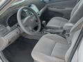 Toyota Camry 2002 годаүшін4 600 000 тг. в Актобе – фото 7