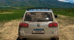 Volkswagen Touareg 2004 года за 5 000 000 тг. в Семей – фото 3