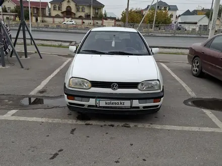 Volkswagen Golf 1997 года за 1 900 000 тг. в Шымкент