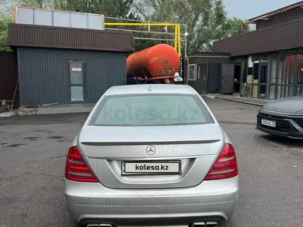 Mercedes-Benz S 500 2007 года за 4 500 000 тг. в Алматы – фото 4