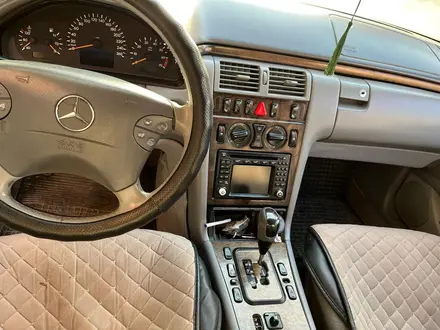 Mercedes-Benz E 280 2002 года за 4 500 000 тг. в Кызылорда – фото 3