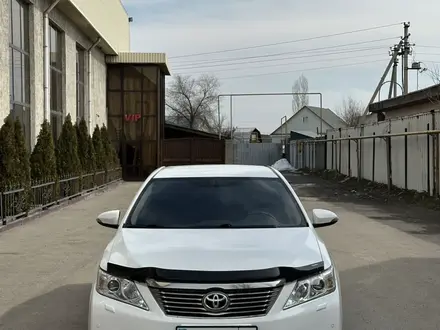 Toyota Camry 2014 года за 9 700 000 тг. в Алматы – фото 2