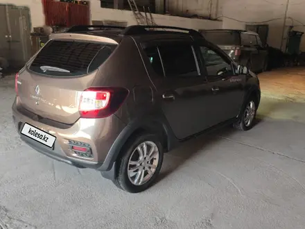 Renault Sandero Stepway 2019 года за 5 300 000 тг. в Караганда – фото 4