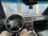 Mercedes-Benz E 320 1998 годаfor4 000 000 тг. в Шымкент – фото 2