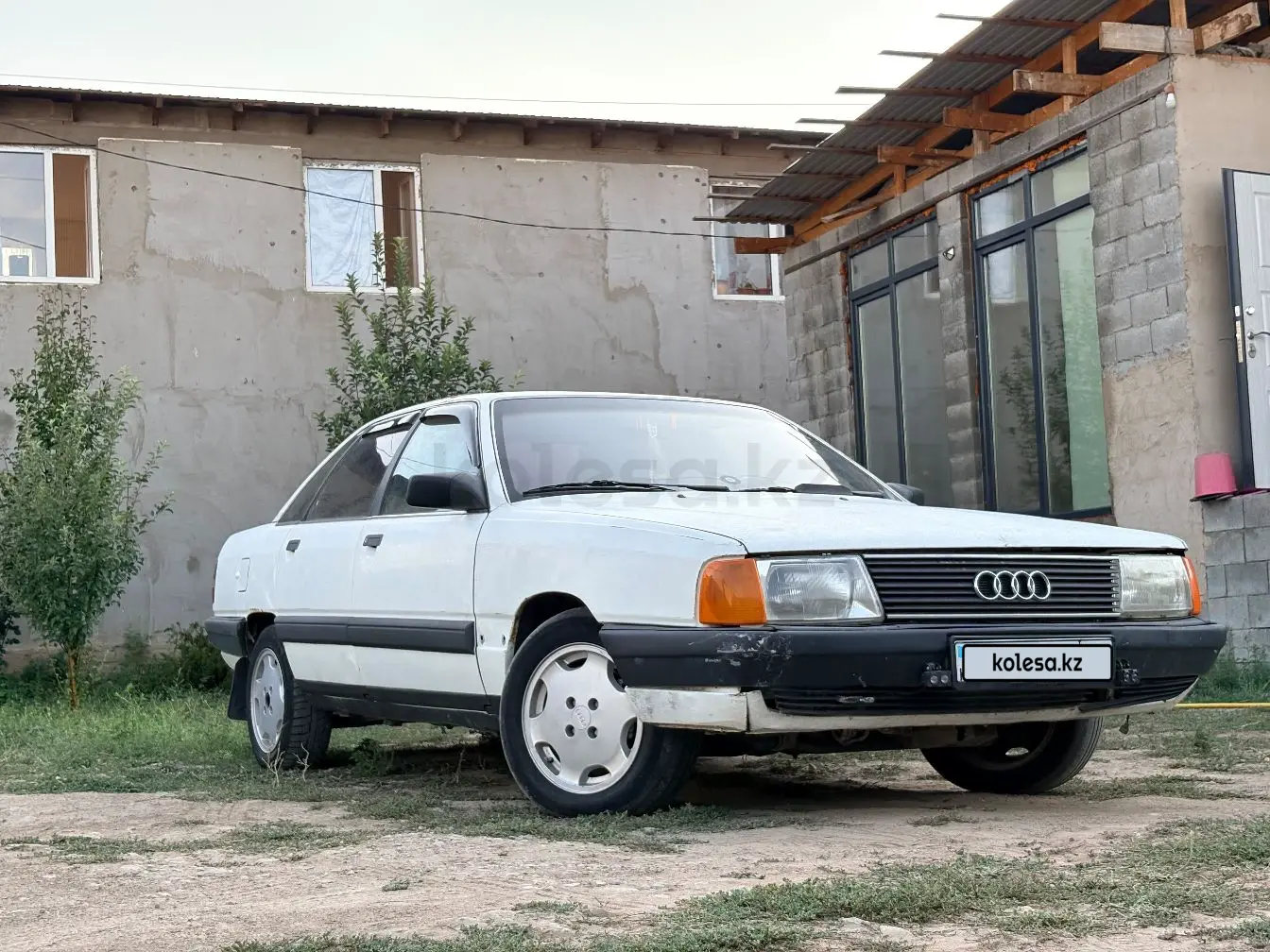 Audi 100, 1988