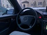 Mercedes-Benz C 280 1993 годаfor2 500 000 тг. в Астана – фото 3