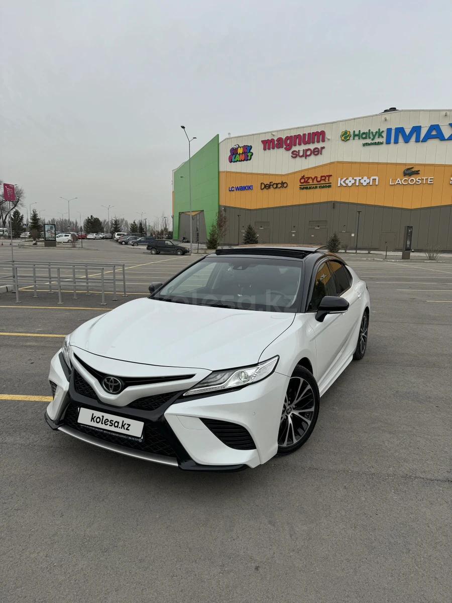 Toyota Camry 2020 г.