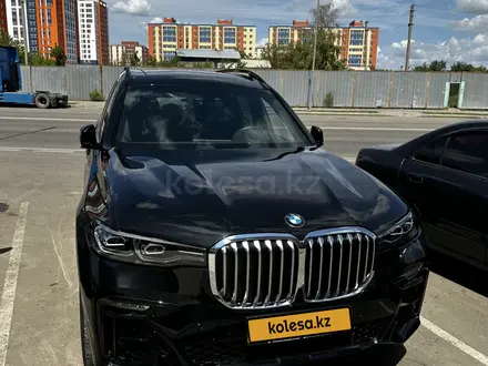 BMW X7 2021 года за 52 000 000 тг. в Астана