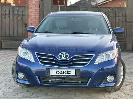 Toyota Camry 2011 года за 5 400 000 тг. в Актобе – фото 2