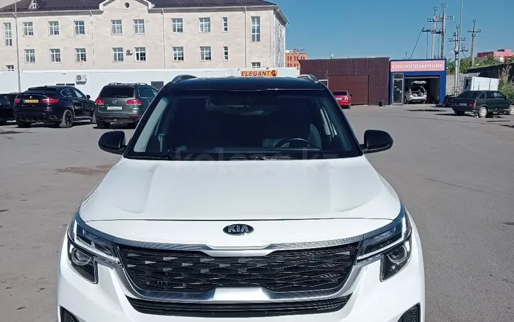 Kia Seltos 2023 года за 10 000 000 тг. в Астана