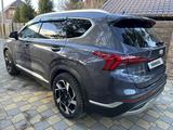 Hyundai Santa Fe 2021 года за 21 000 000 тг. в Уральск – фото 3