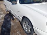 Mercedes-Benz E 240 1998 года за 2 700 000 тг. в Караганда – фото 3