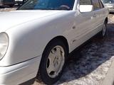 Mercedes-Benz E 240 1998 года за 2 700 000 тг. в Караганда – фото 5