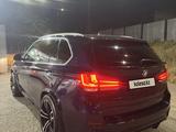 BMW X5 2015 года за 14 500 000 тг. в Шымкент – фото 2