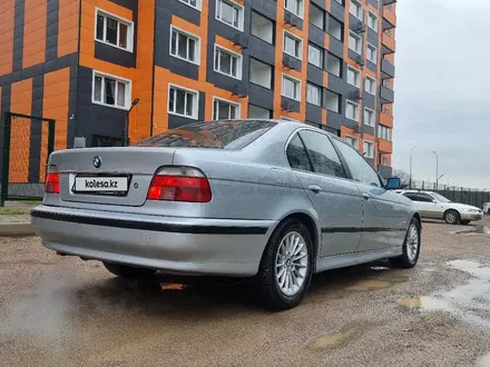 BMW 528 1997 года за 3 700 000 тг. в Алматы – фото 4