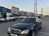 Mercedes-Benz S 500 2001 года за 3 550 000 тг. в Алматы – фото 2