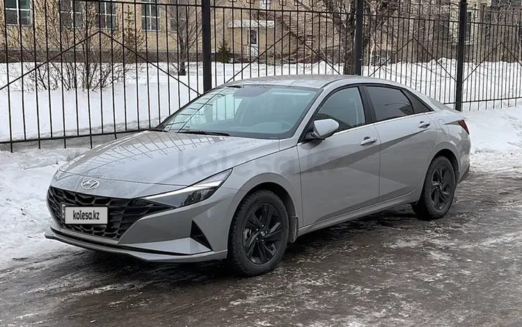 Hyundai Elantra 2022 года за 9 000 000 тг. в Астана