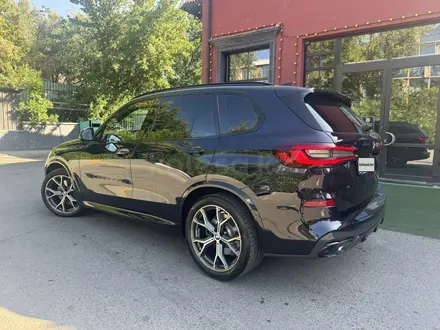 BMW X5 2020 года за 34 000 000 тг. в Алматы – фото 2