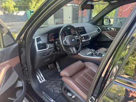 BMW X5 2020 года за 34 000 000 тг. в Алматы – фото 9