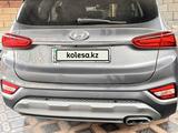 Hyundai Santa Fe 2019 годаfor13 200 000 тг. в Алматы – фото 4