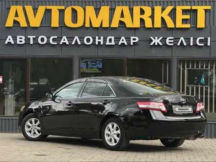 Toyota Camry 2011 года за 6 300 000 тг. в Уральск – фото 4