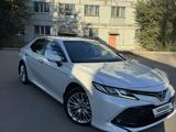 Toyota Camry 2019 года за 13 500 000 тг. в Жезказган