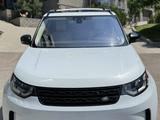 Land Rover Discovery 2018 года за 26 000 000 тг. в Алматы – фото 4