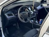Hyundai Sonata 2015 годаүшін6 900 000 тг. в Алматы – фото 5