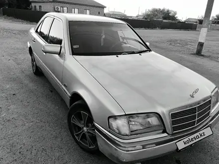 Mercedes-Benz C 200 1995 года за 1 700 000 тг. в Уральск – фото 8