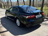 Toyota Camry 2023 годаүшін16 700 000 тг. в Астана – фото 2