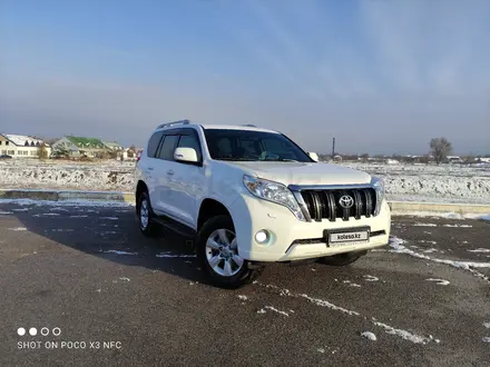 Toyota Land Cruiser Prado 2015 года за 18 900 000 тг. в Алматы – фото 11