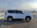 Toyota Land Cruiser Prado 2015 года за 18 900 000 тг. в Алматы – фото 9