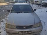Nissan Bluebird 1996 года за 900 000 тг. в Семей – фото 2
