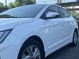 Hyundai Elantra 2020 года за 9 300 000 тг. в Алматы – фото 2