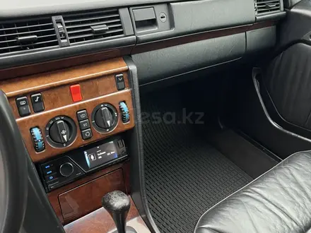 Mercedes-Benz E 280 1993 года за 4 900 000 тг. в Алматы – фото 11