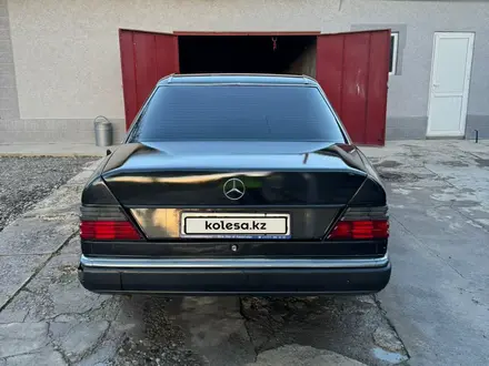 Mercedes-Benz E 230 1992 года за 1 650 000 тг. в Шымкент – фото 5