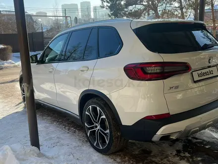 BMW X5 2019 года за 28 000 000 тг. в Астана – фото 4