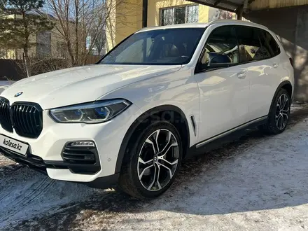 BMW X5 2019 года за 28 000 000 тг. в Астана – фото 2