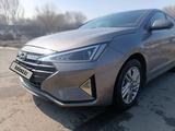 Hyundai Elantra 2019 года за 7 900 000 тг. в Алматы – фото 3