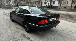 Mercedes-Benz E 240 1999 года за 4 000 000 тг. в Павлодар