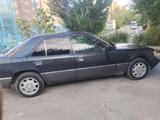 Mercedes-Benz E 200 1993 годаүшін2 100 000 тг. в Астана – фото 2