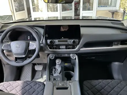 Toyota Highlander 2023 года за 36 500 000 тг. в Алматы – фото 7