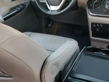 Toyota Sienna 2016 года за 15 000 000 тг. в Кызылорда – фото 20