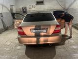 Toyota Camry 2002 годаfor4 500 000 тг. в Актау – фото 4