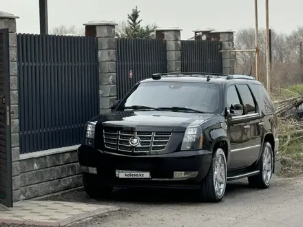 Cadillac Escalade 2008 года за 12 000 000 тг. в Алматы