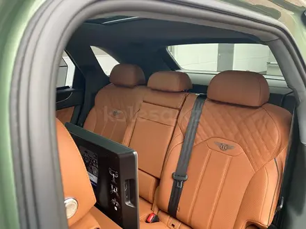 Bentley Bentayga W12 2024 года за 180 000 000 тг. в Алматы – фото 13