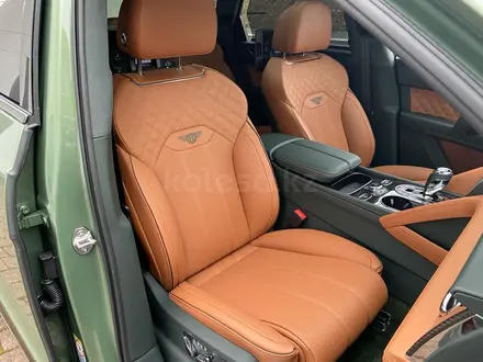 Bentley Bentayga W12 2024 года за 180 000 000 тг. в Алматы – фото 8