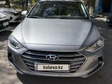 Hyundai Elantra 2018 годаүшін7 300 000 тг. в Алматы – фото 2
