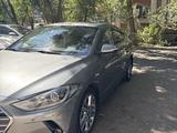 Hyundai Elantra 2018 годаүшін7 300 000 тг. в Алматы – фото 3